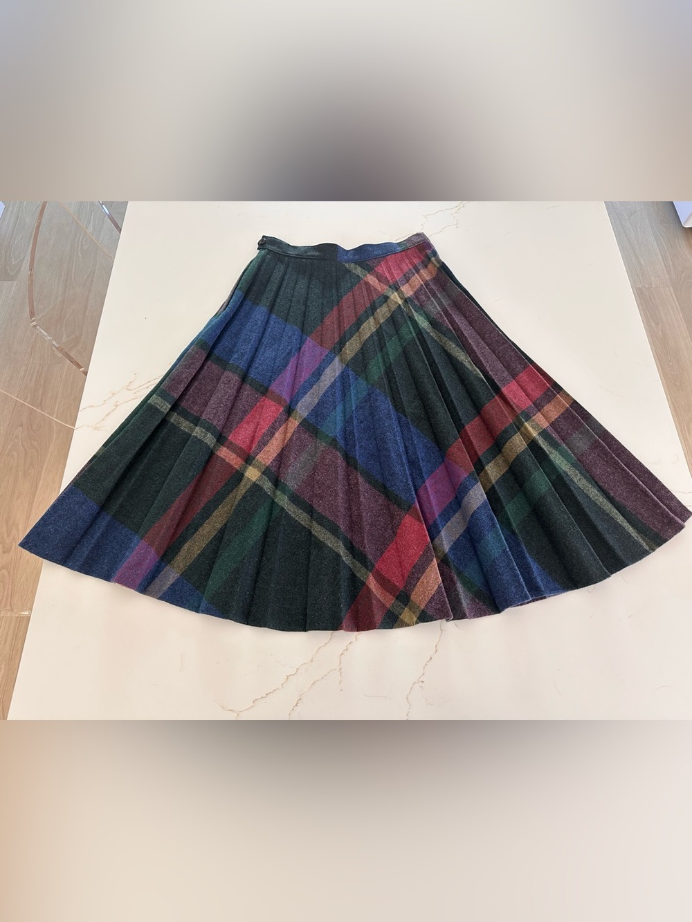 Vintage 1960s Multicolor Plaid Pleated A-Line Midi Skirt Approx Size S or XS